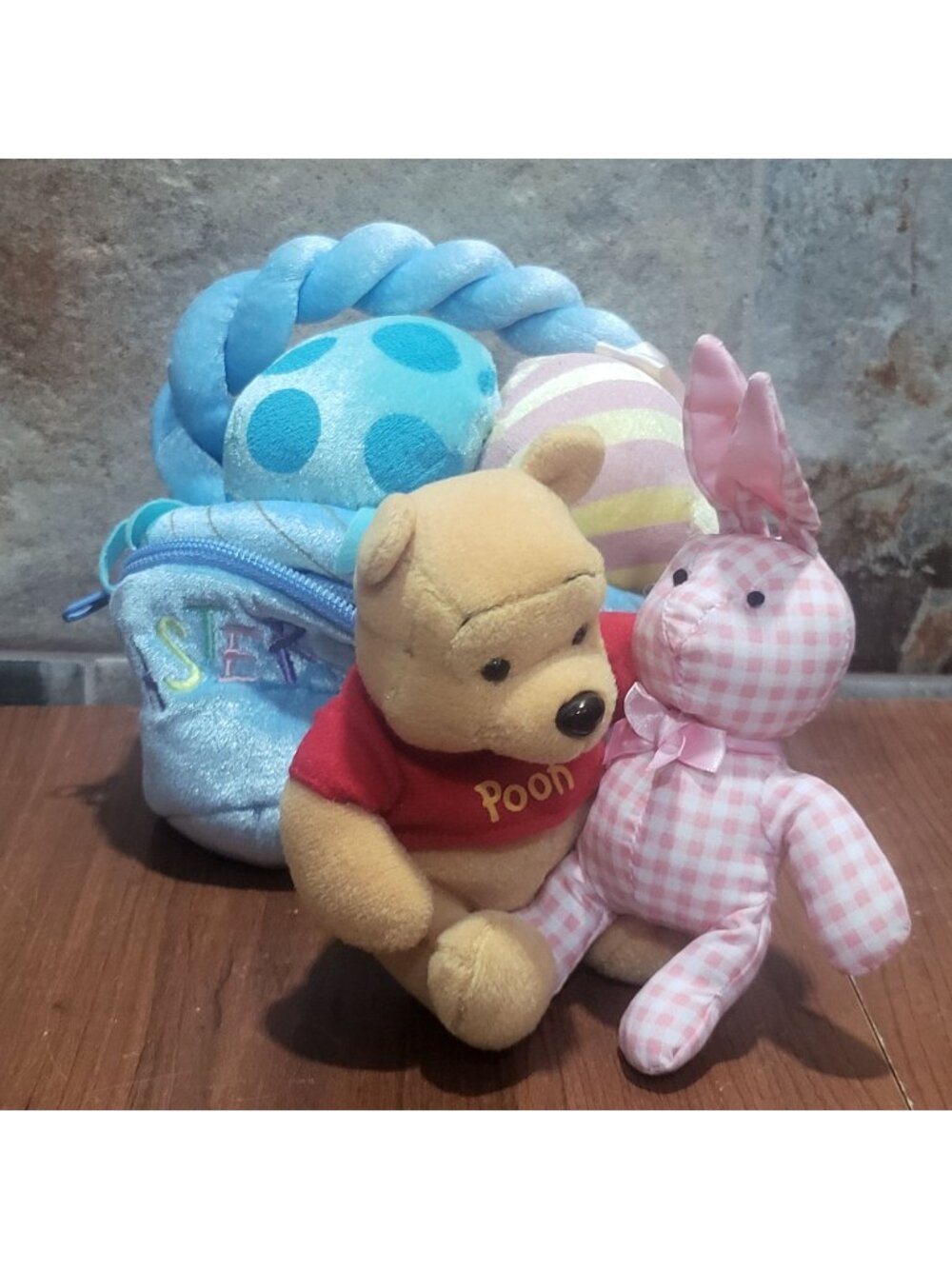 Disney Store Poohs Friendliest Zipper Easter Basket Pooh & Bunny Plush 8"